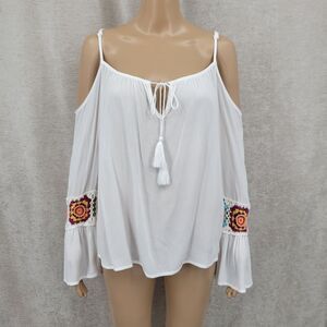 The Line Of Style White Bohemian Flowy Cold Shoulder Top with Colorful Chrochet